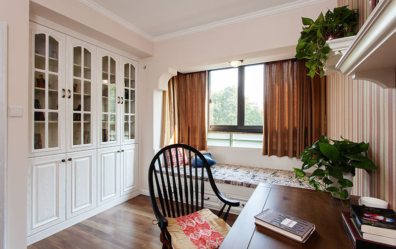 南京96㎡歐式風(fēng)格裝修，彌漫著浪漫典雅的氛圍!