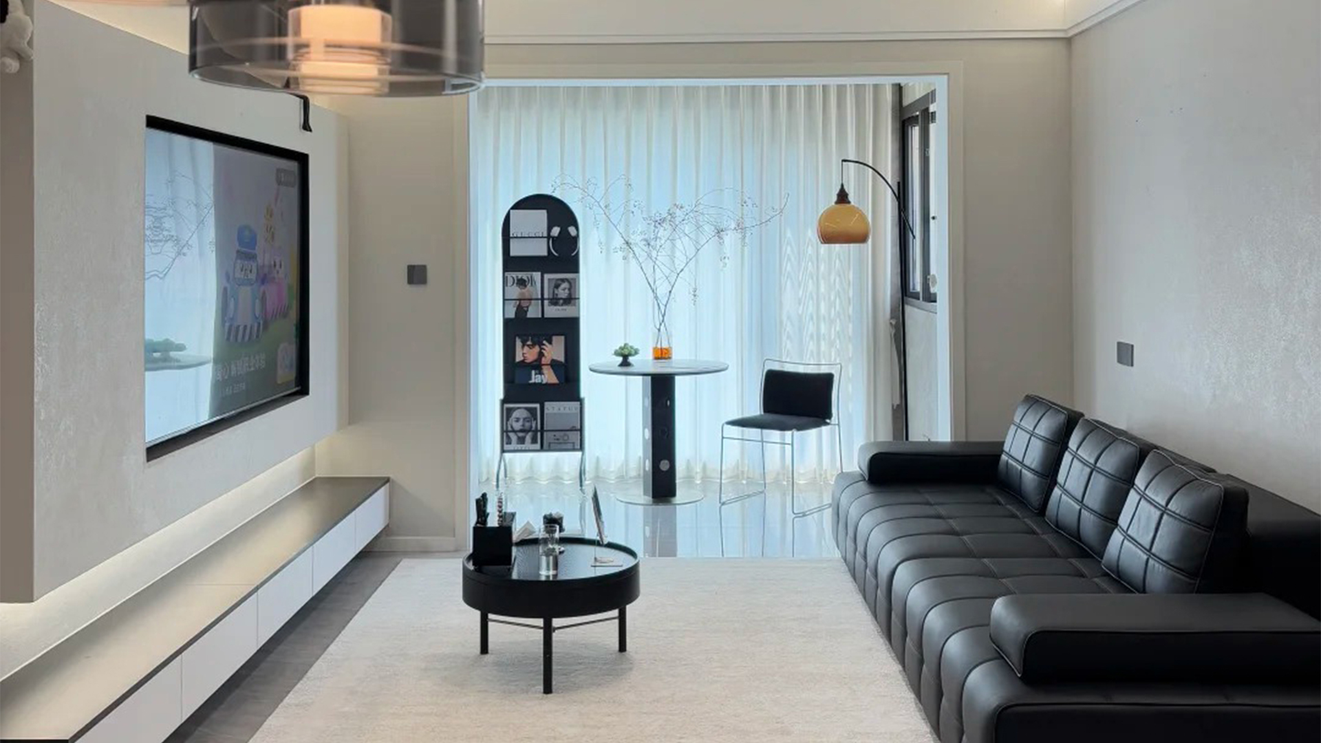 現(xiàn)代簡約風(fēng)|黑白極簡空間設(shè)計，高級感自然流露